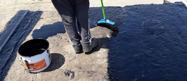 Битумно-полимерная мастика IZOSTAMP