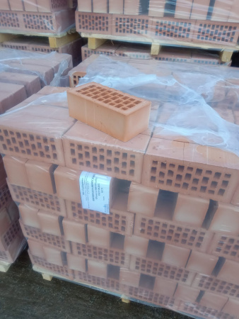 Кирпич пустотелый полуторный ТККМ 1,4НФ М-150